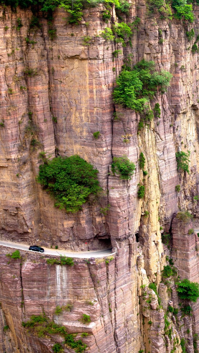 Guoliang Tunnel In Taihang Mountains Shanxi China Windows Spotlight