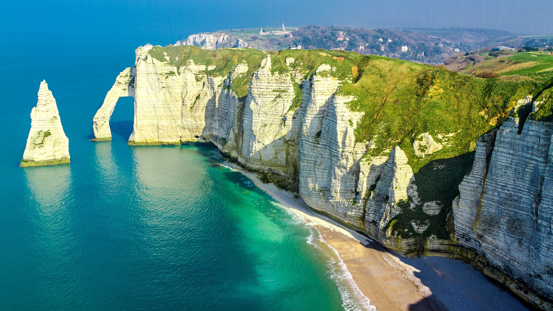 Cliff at Étretat coastline, Normandy, Seine-Maritime, France | Windows ...