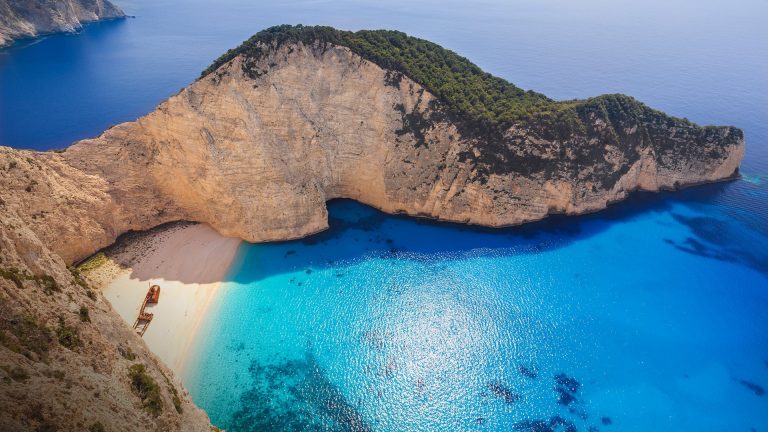 Shipwreck or Navagio beach, Smugglers Cove, Zakynthos island, Greece ...