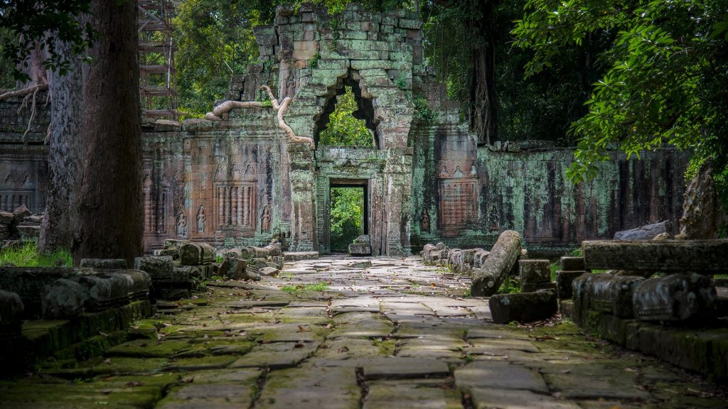 Walkway in the Preah Khan temple, Angkor, Cambodia