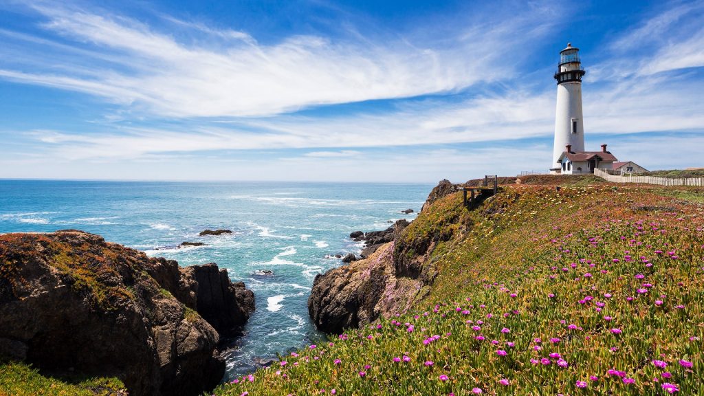 Pigeon Point Lighthouse, National Scenic Byway, Big Sur, California, USA