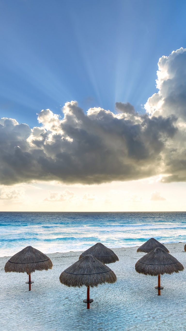 Sunrise In Cancún At The Beach Mexico Windows Spotlight Images