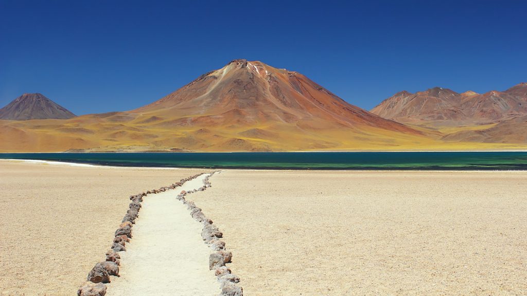 Marked hiking trail to lake in desert, San Pedro de Atacama, Miñiques, Chile