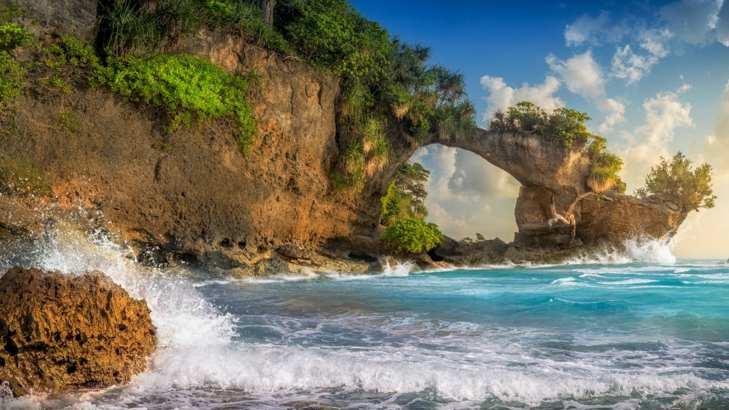 Natural Bridge on Bharatpur Beach, Neill Island, Bay of Bengal, Andaman Islands, India