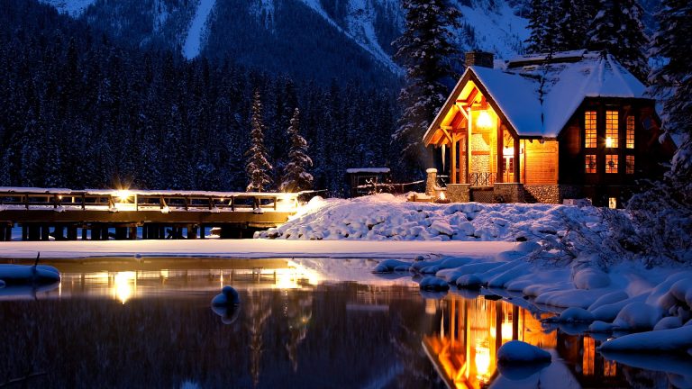 Emerald Lake Lodge and the Lodge's 'Cilantro' Restaurant, Yoho National ...