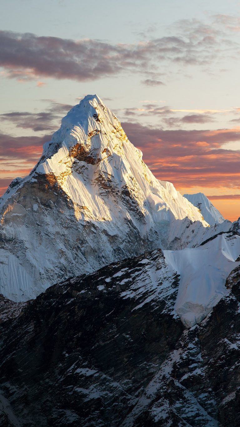 Evening View Of Ama Dablam On The Way To Everest Base Camp, Nepal ...