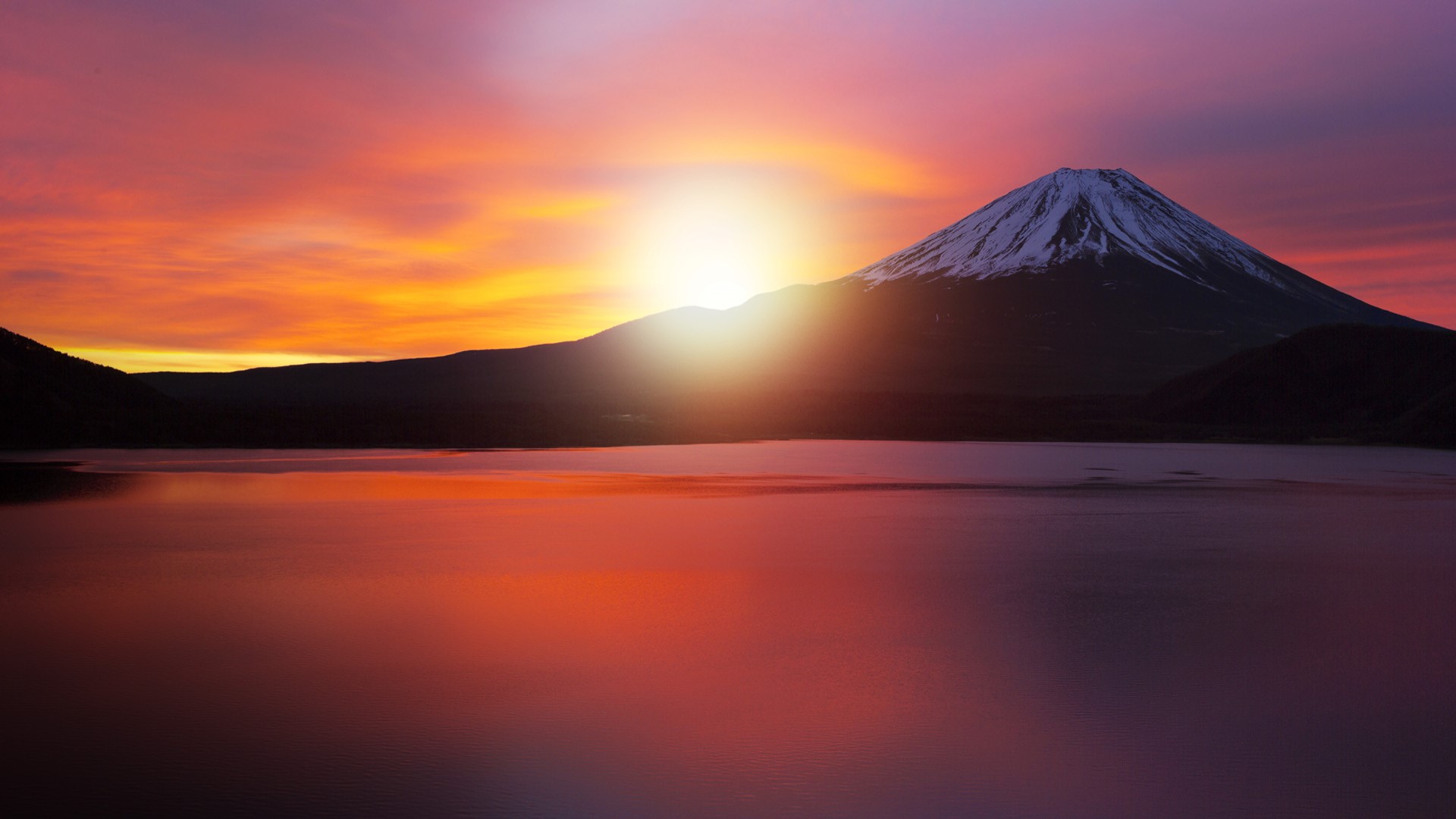  Mount  Fuji  at sunrise  Japan Windows 10 Spotlight Images