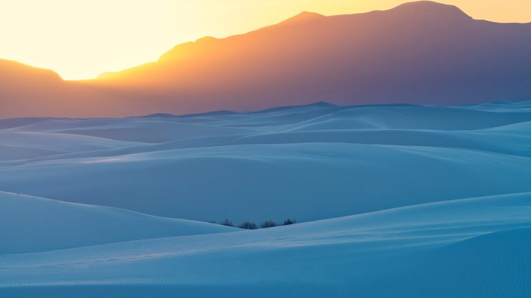 Sunset at White Sands National Monument, New Mexico, USA | Windows ...