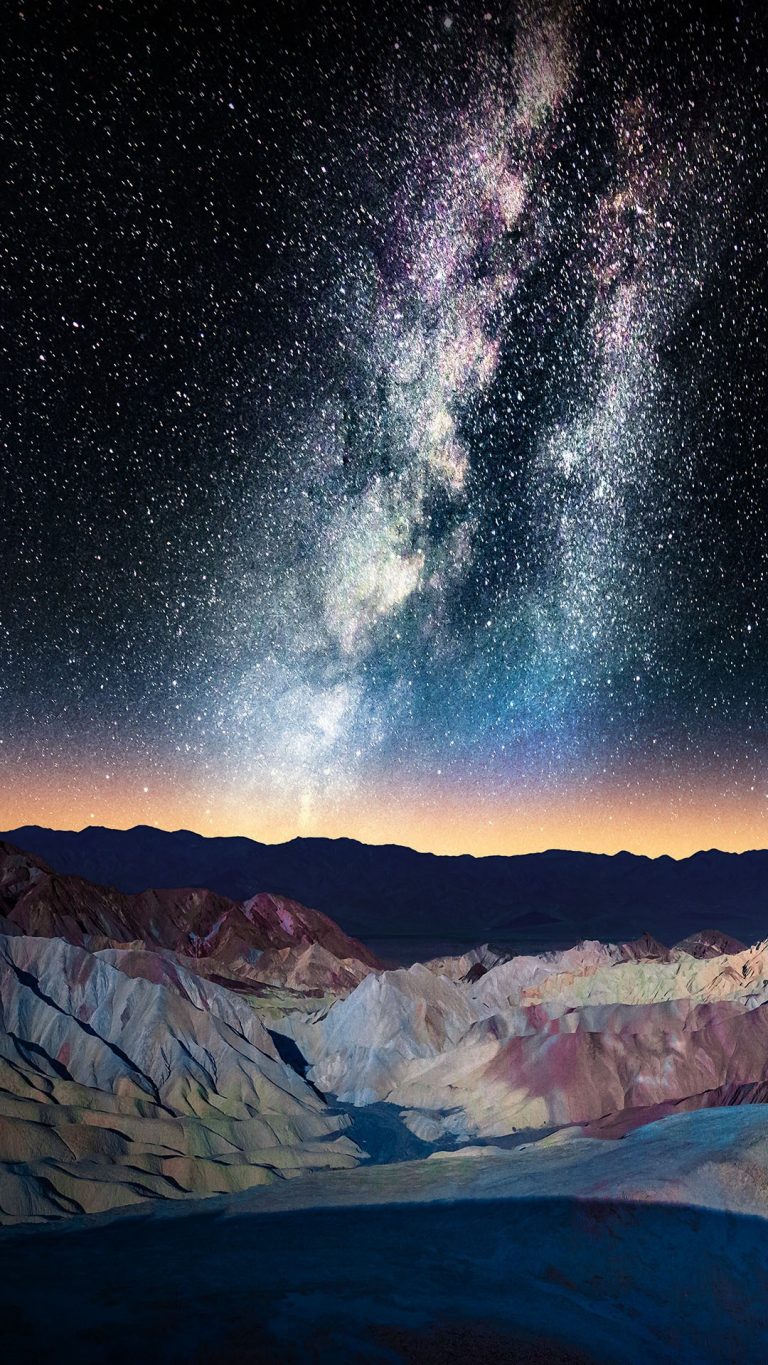 Milky Way over Zabriskie Point with Panamint Range in distance, Mojave ...