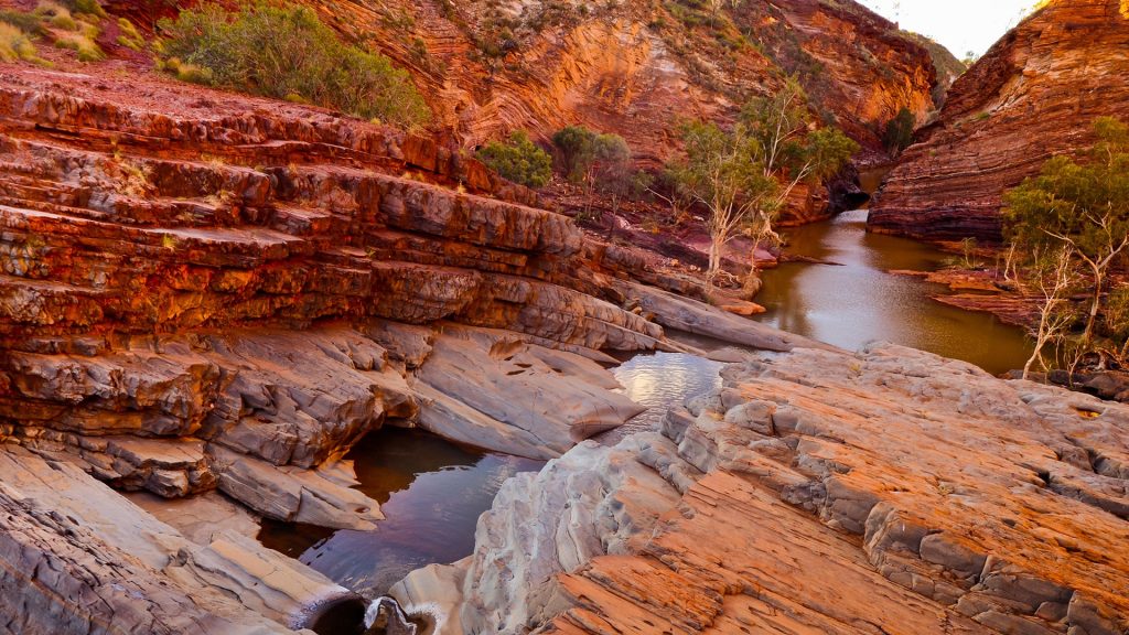 Rock formations in Hamersley Gorge, Karijini National Park, Pilbara, Western Australia