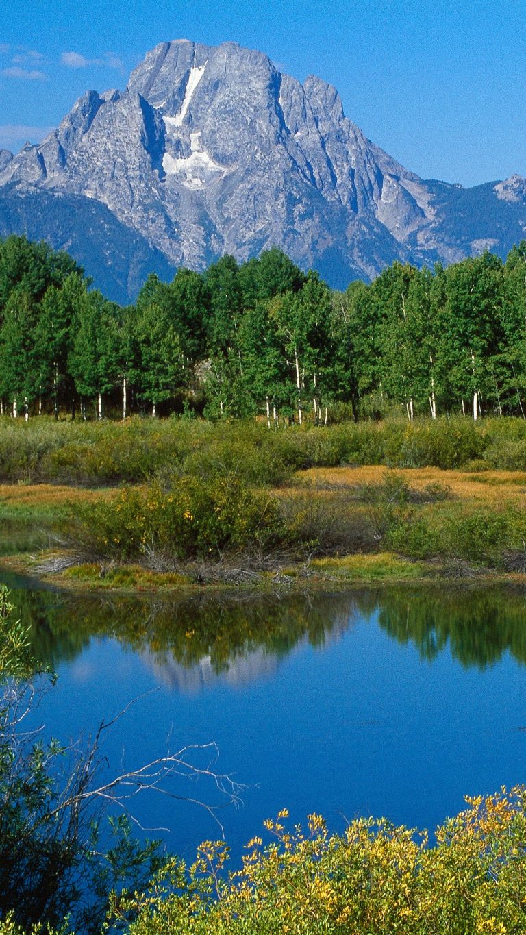 The Grand Teton view from the Oxbow Bend, Grand Teton National Park ...