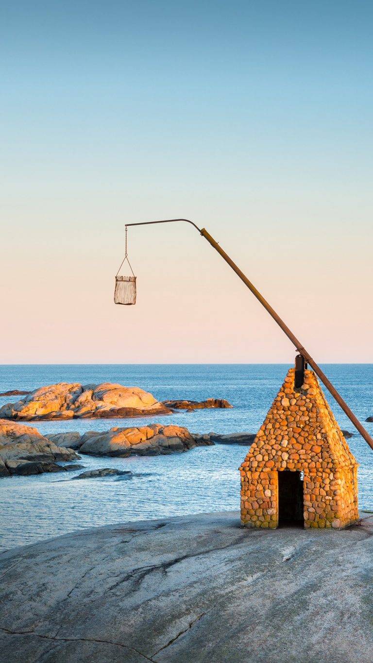 Verdens Ende Lighthouse at sunset, Tjøme, Vestfold, Norway | Windows 10