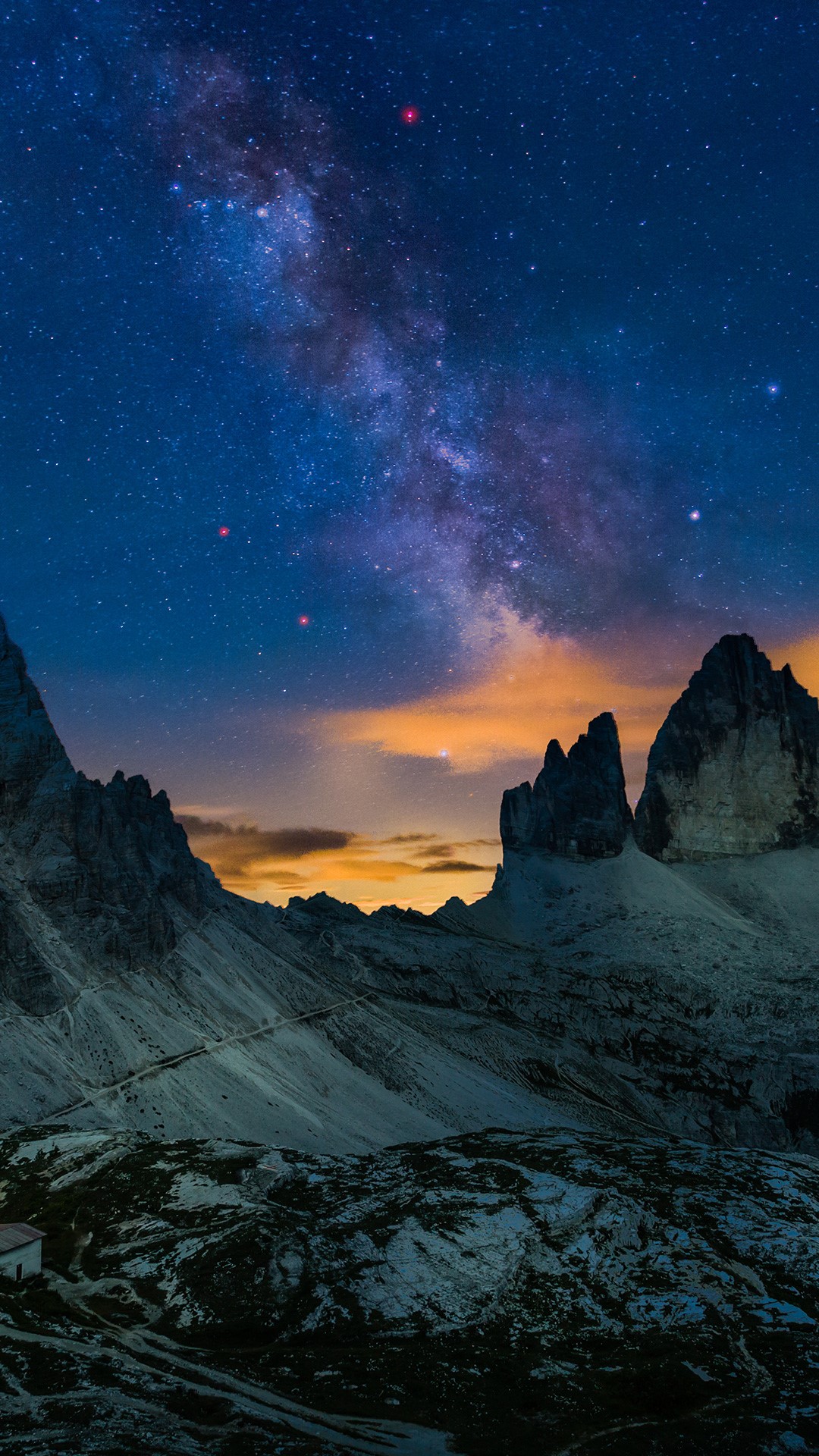 Milky Way over Tre Cime di Lavaredo, Dolomites, Alps, Italy | Windows ...