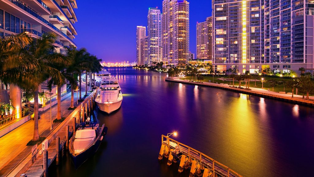 Downtown Miami buildings, Biscayne Bay, Florida, USA