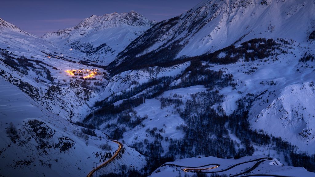 Village of Villar-d'Arêne in winter, Ecrins National Park, Romanche Valley, Hautes-Alpes, France