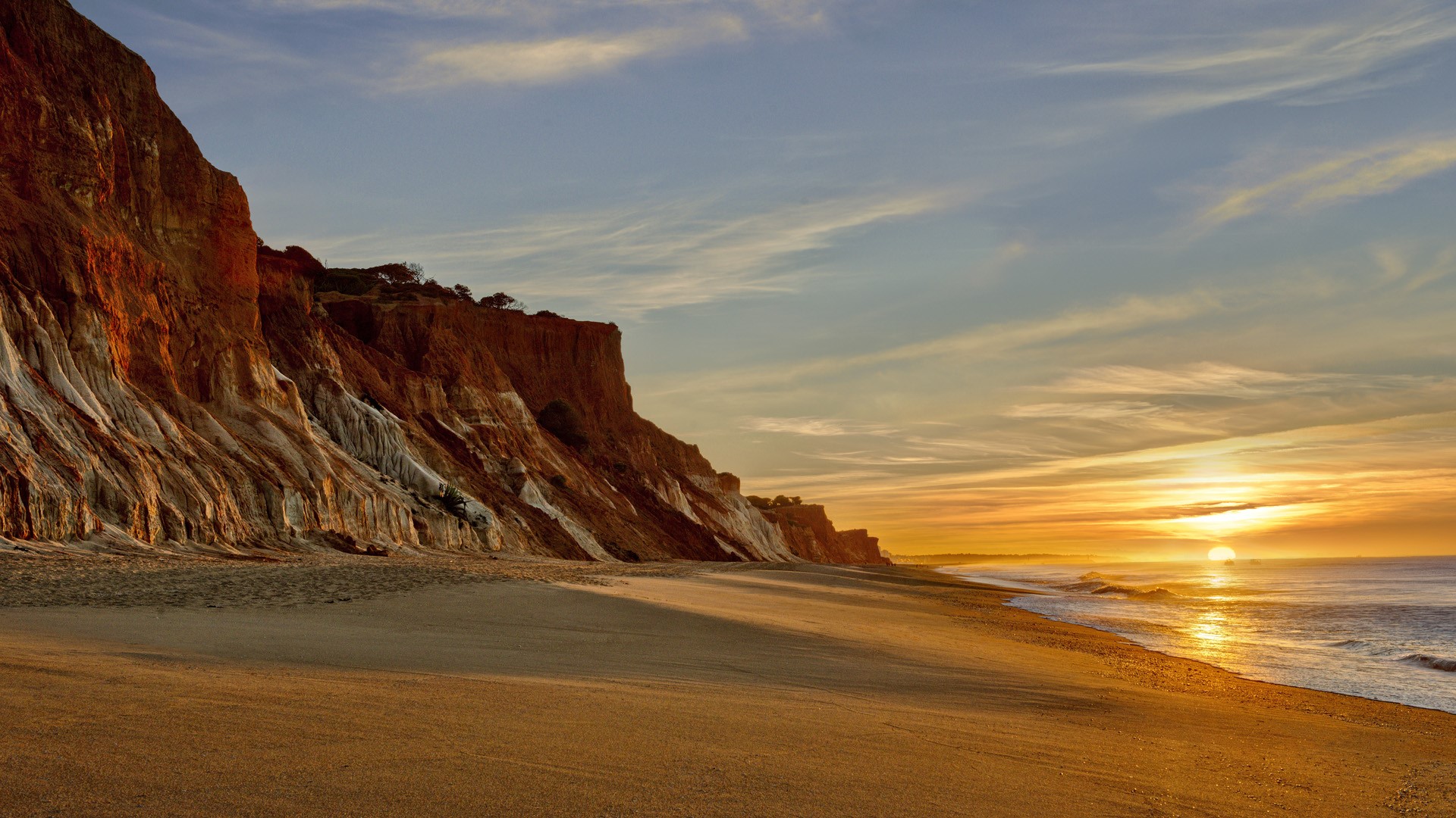 Praia Da Falesia Cliffs And Beach At Dawn Albufeira Algarve Faro Portugal Windows 10 Spotlight Images