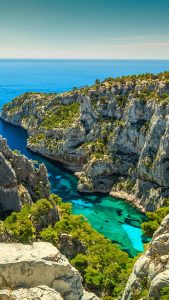 Calanque d'En-Vau bay cliffs, Calanques National Park near Cassis ...