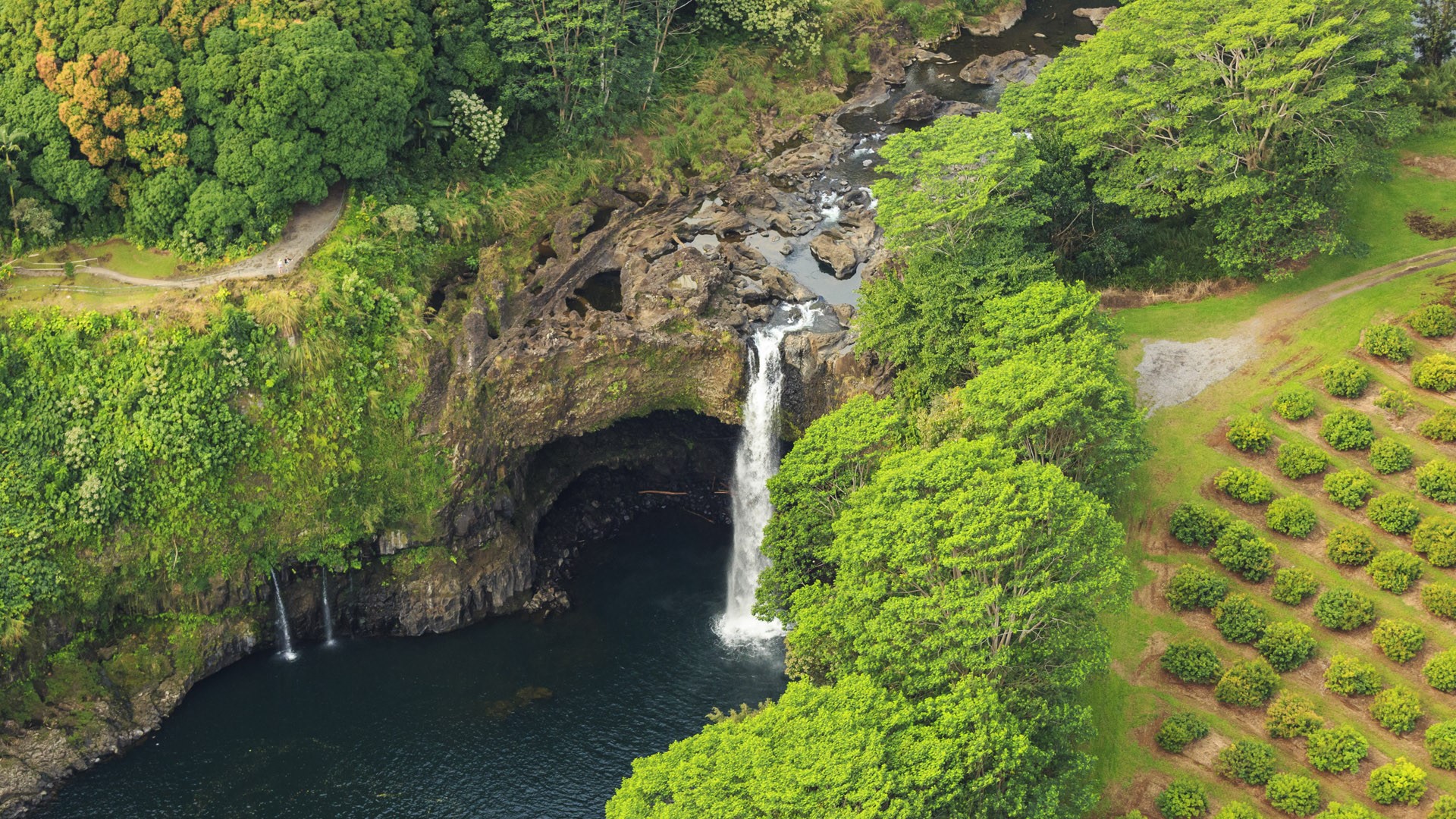 Aerial view of Rainbow (Waiānuenue) Falls in Hilo, Big Island, Hawaii ...