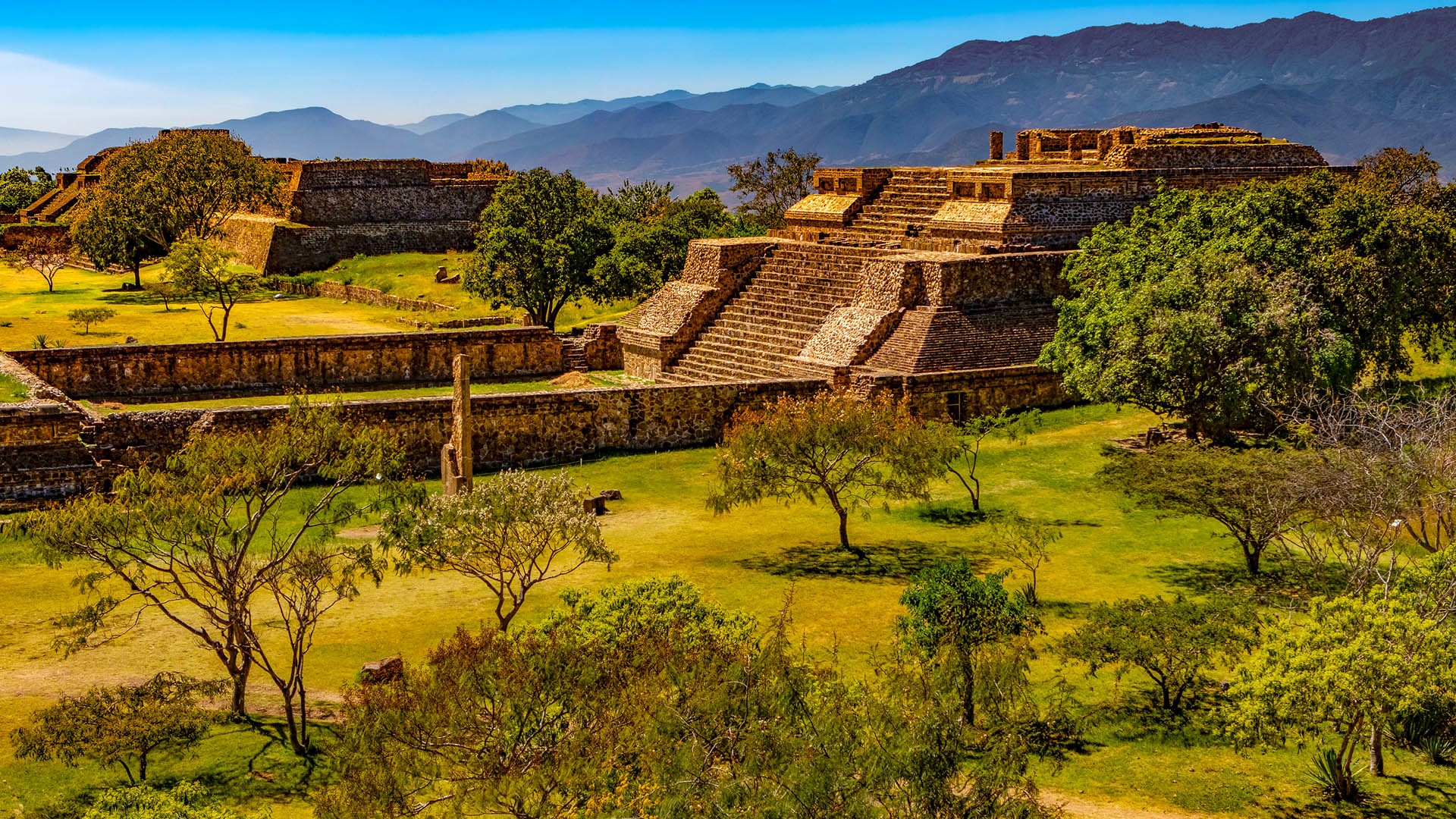 Archaeological site of Monte Albán, Santa Cruz Xoxocotlán, Oaxaca, Mexico |  Windows 10 Spotlight Images