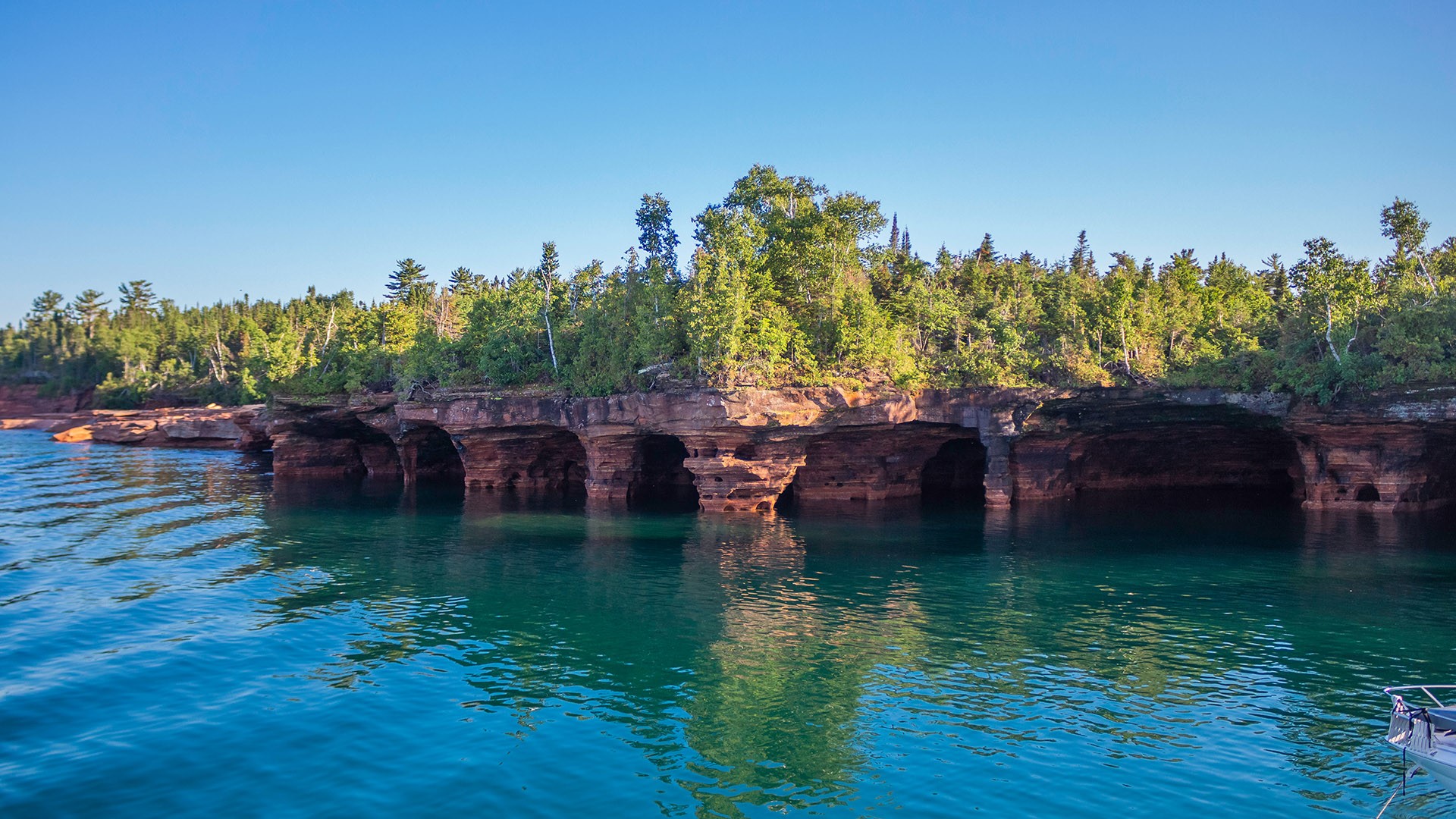 Devil S Island Sea Caves Apostle Islands National Lakeshore Lake Superior Wisconsin Usa