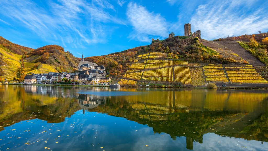 Beilstein on Moselle River with Metternich Castle Ruins, Rhineland-Palatinate, Germany