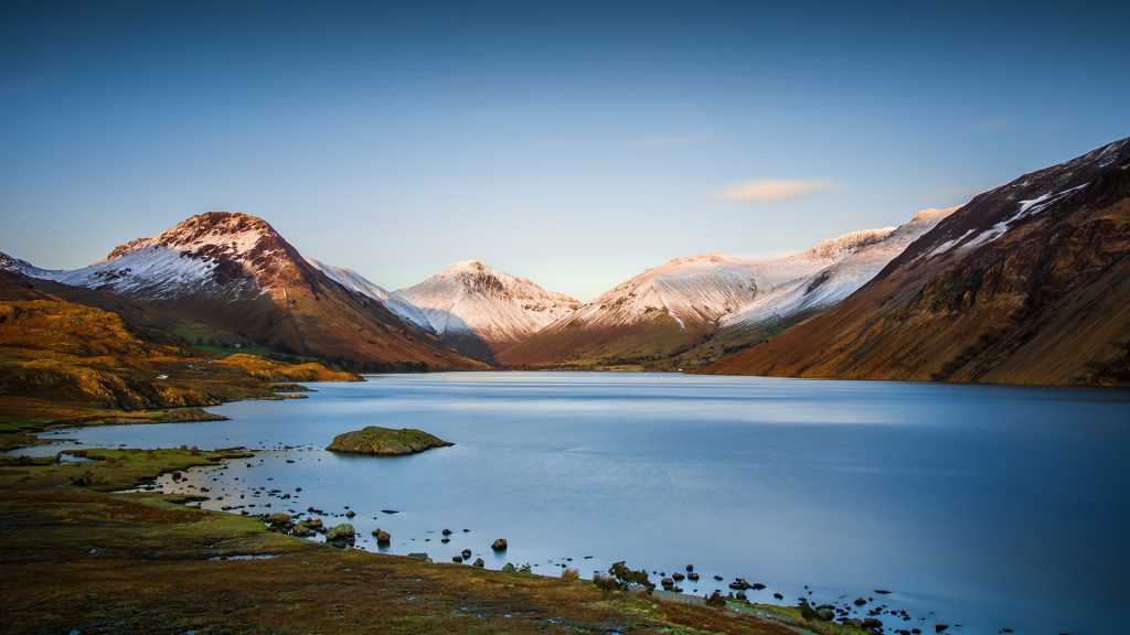 Wast Water and Scafell Pike, Great Gable Mountains in Lake District, Cumbria, England, UK
