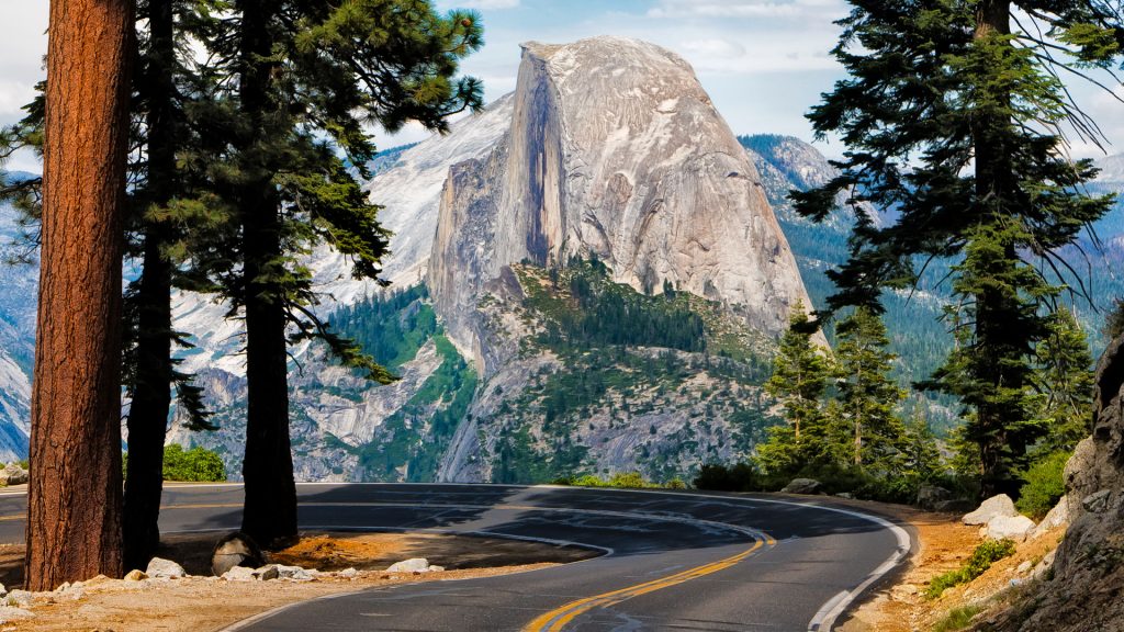 The road leading to Glacier Point in Yosemite National Park, California, USA