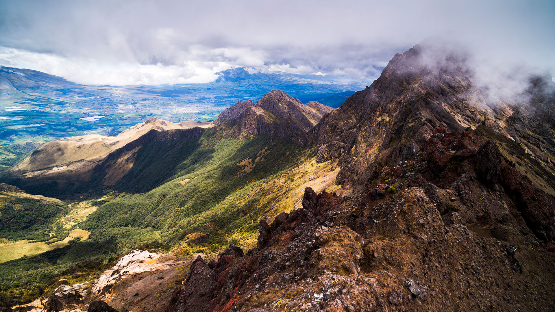Ruminahui Volcano summit, Cotopaxi National Park, Avenue of Volcanoes ...