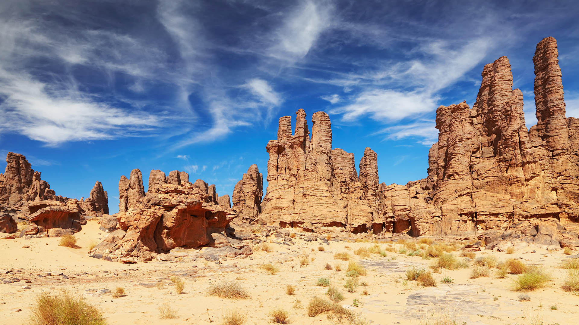 Rocks of Sahara Desert, Tassili N'Ajjer national park, Illizi, Algeria ...