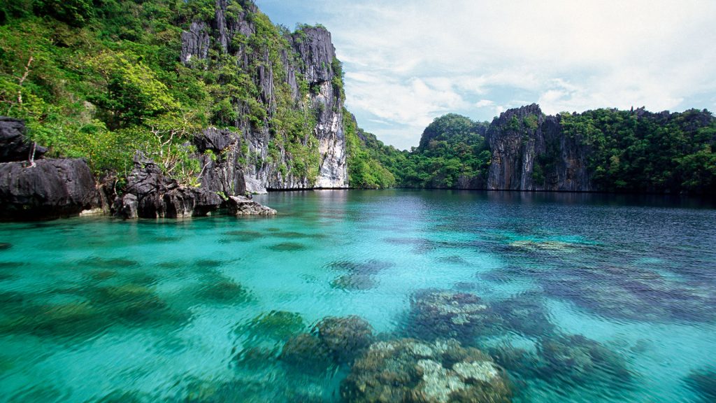 Big Lagoon at Miniloc Island near El Nido Resort, Palawan, Philippines