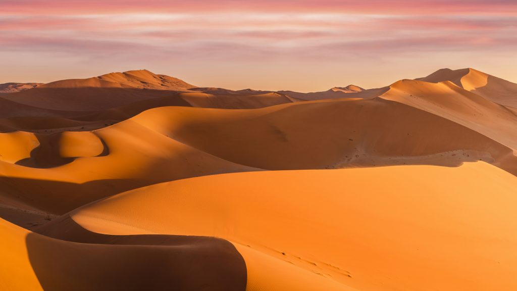 Desert sand dunes in Sossusvlei at sunset, Namib-Naukluft National Park, Namibia
