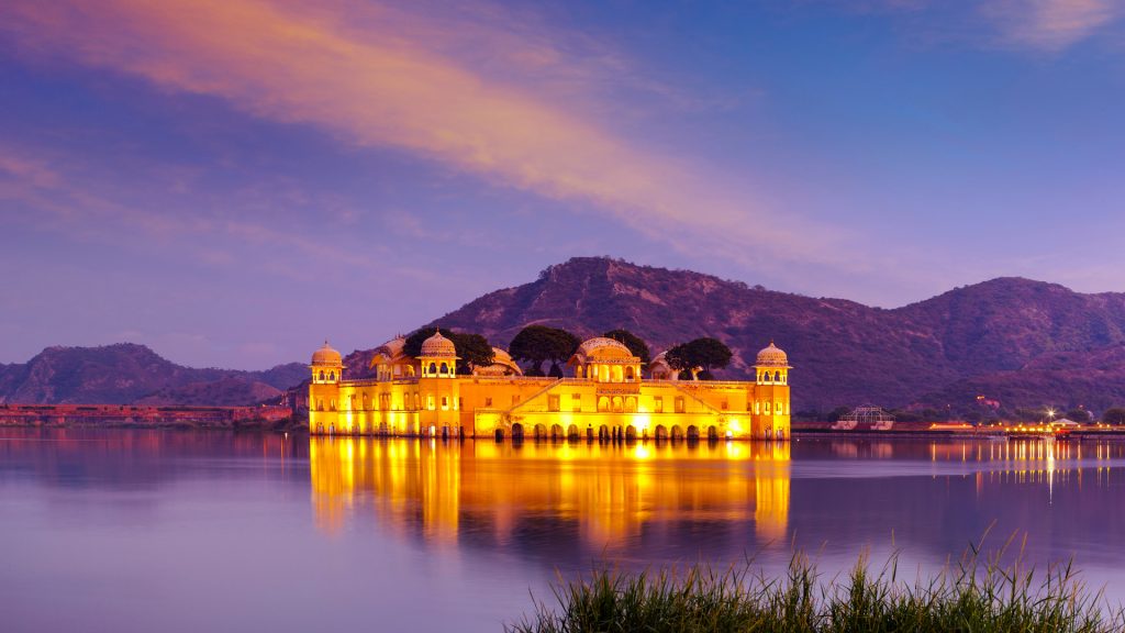Water Palace Jal Mahal in the middle of Man Sager Lake at evening, Jaipur, Rajasthan, India