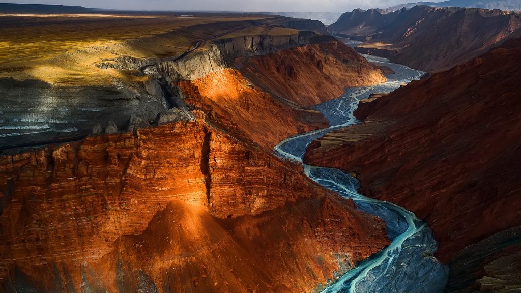 Red Mountain Grand Canyon, Colorado River, Arizona, USA