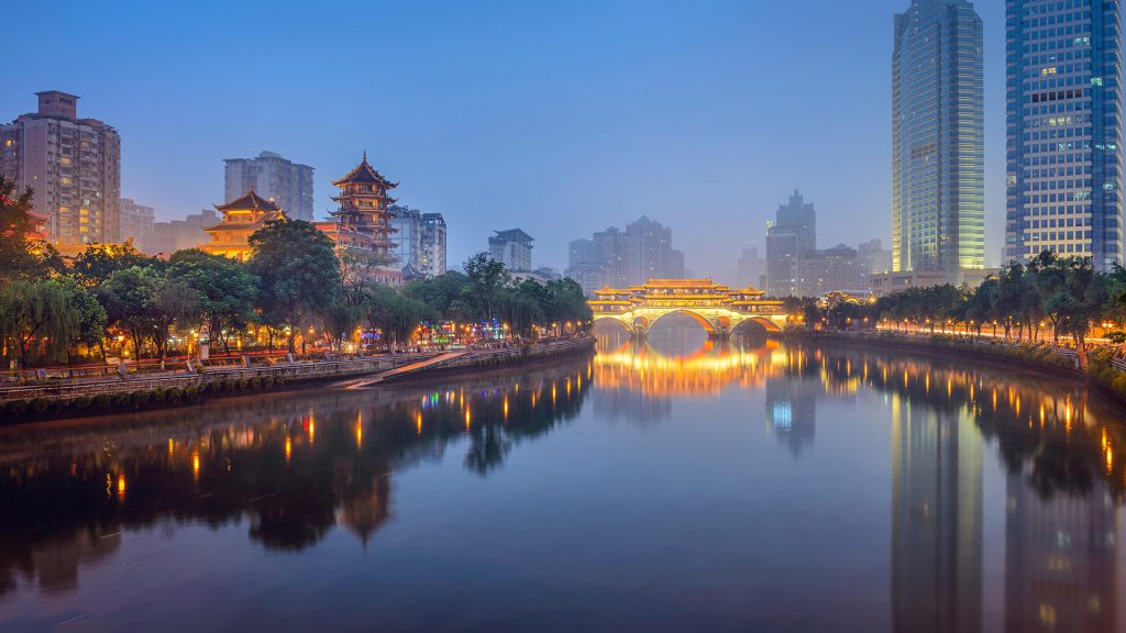 Evening view of Anshun Bridge over Jin River in Chengdu, Sichuan, China