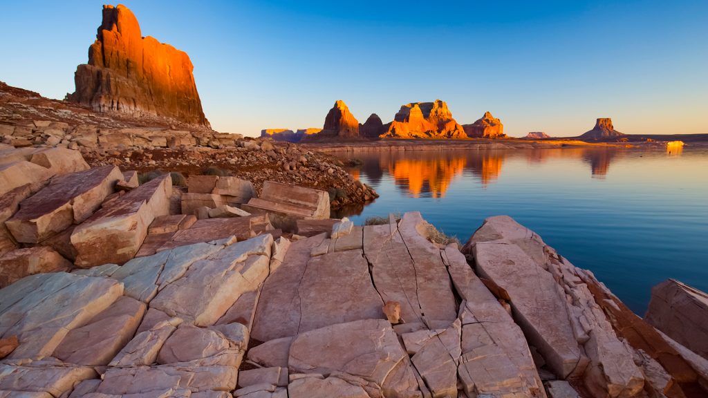 Gregory Butte, Last Chance Bay, Lake Powell, Glen Canyon National Recreation Area, Utah, USA