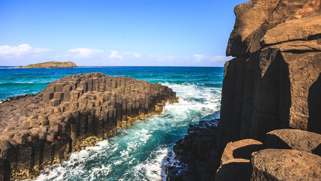 Fingal Head basalt columns rock formations, Tasman Sea coast, New South Wales, Australia