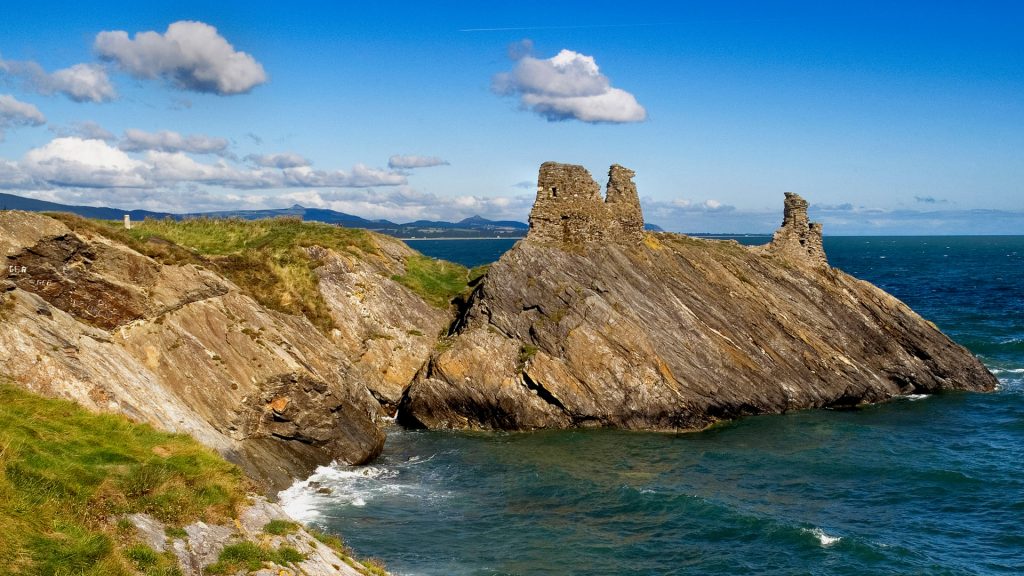 Black Castle ruins on a rocky headland over the sea, Wicklow, County Wicklow, Ireland