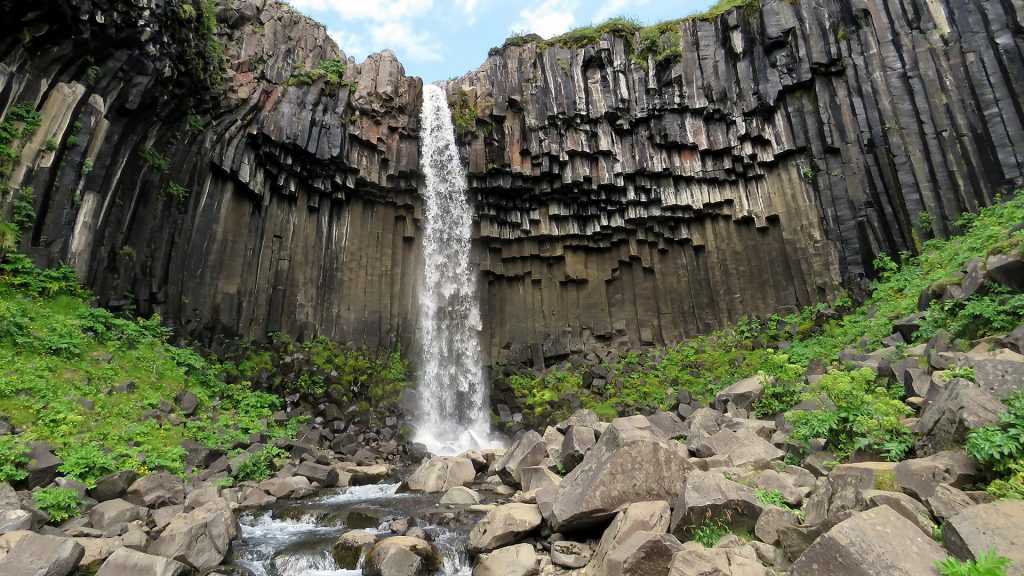 cc0023aa6dc22285fdb237301a0a1b20