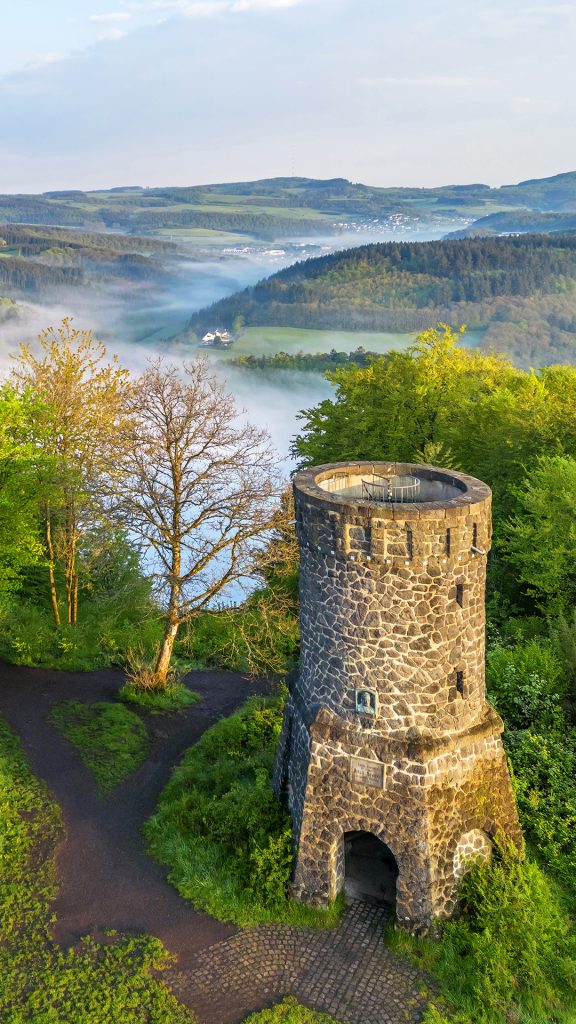 5fdd95a1f1d939f38c5c89acc36fb1d1